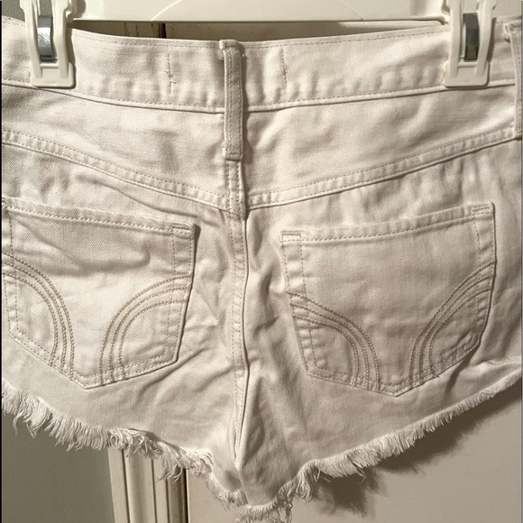 gently worn jeans - Picture 2 of 3